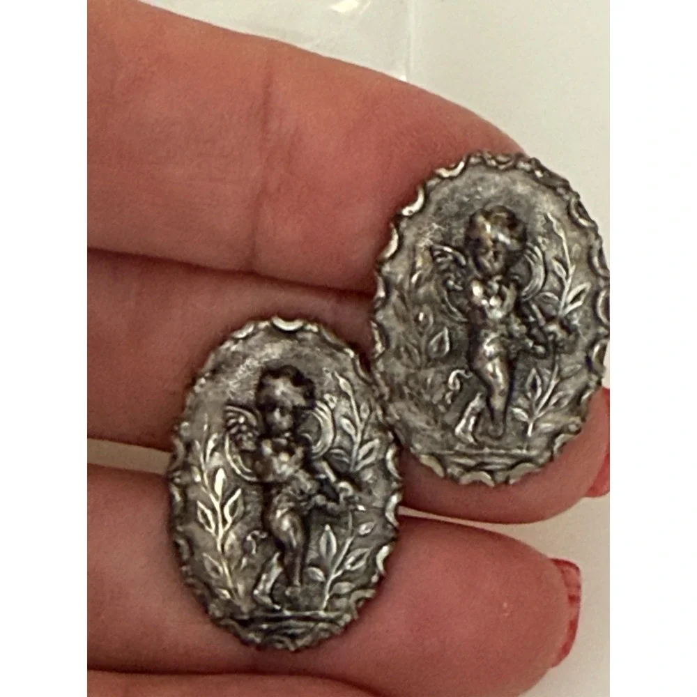 Vintage Silver Tone Oval Cherub Cufflinks Antique Suit Accessory Unique Details